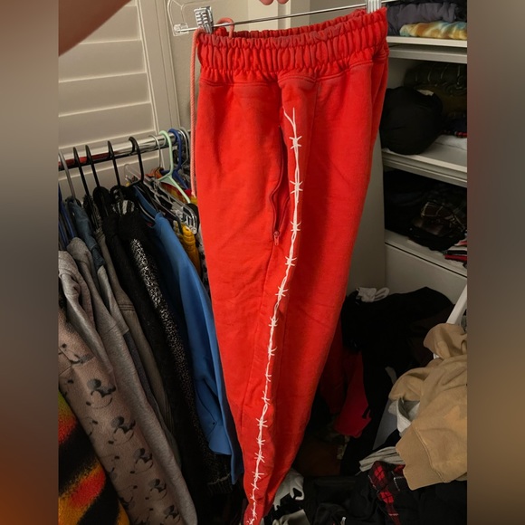 MNML Sweatpants Barbed Wire - Picture 2 of 3